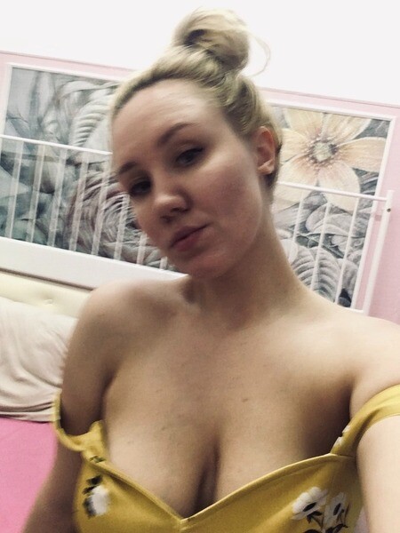 Live sex webcam photo for MeganSlender #2794481