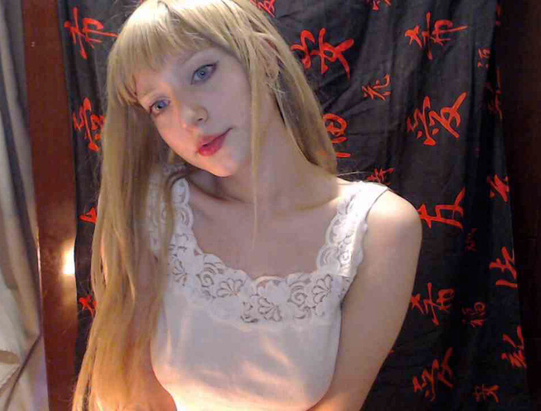 Live sex webcam photo for Peachy_Meowii #2126781