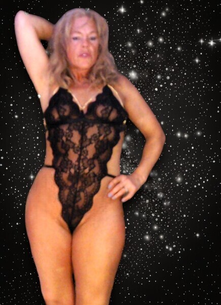 Live sex webcam photo for Melina_Mondavi #6236261
