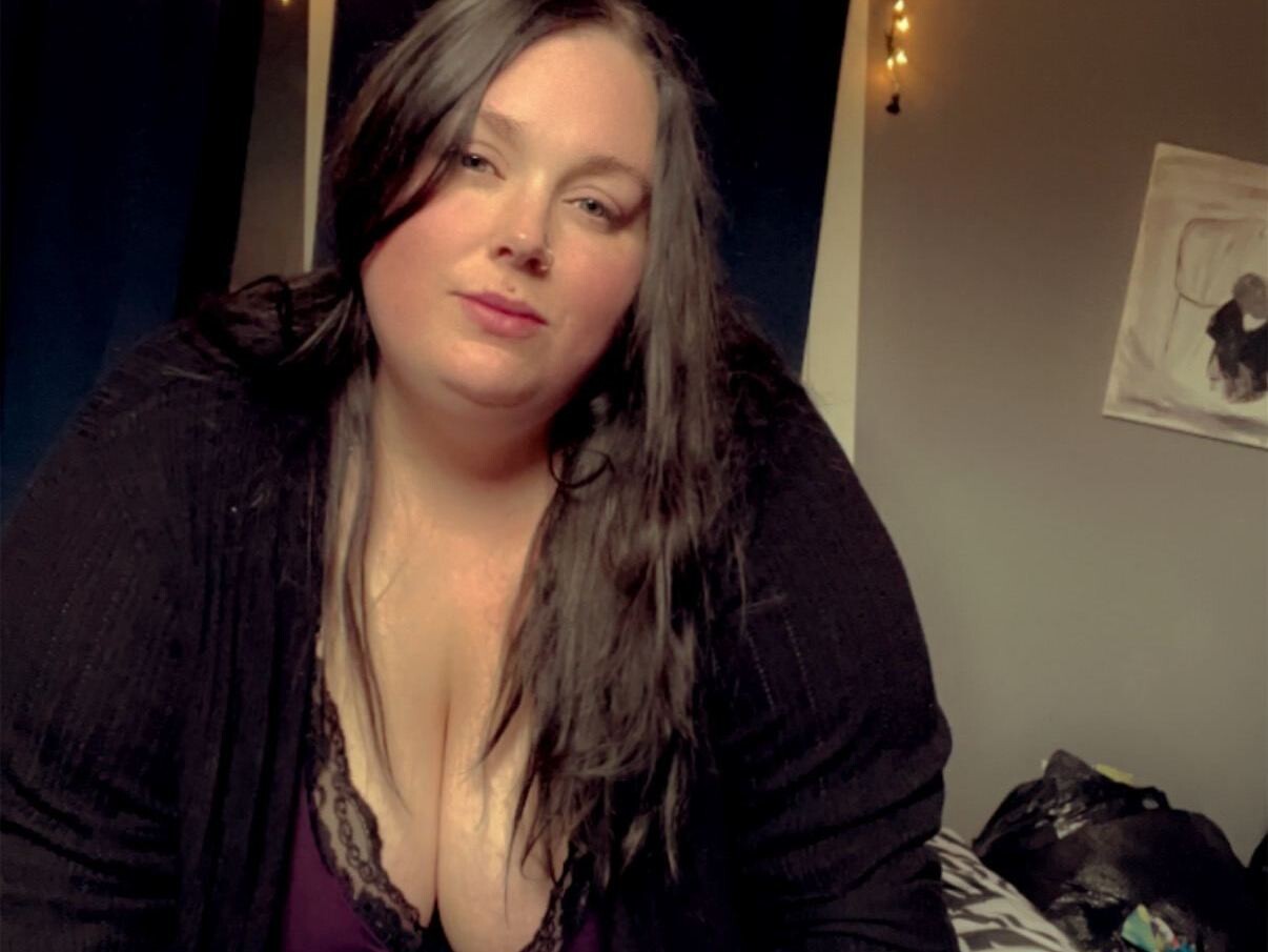 Live sex webcam photo for bbwmindymae #3204308