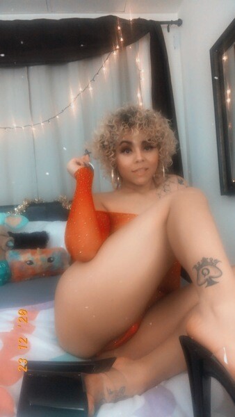 Live sex webcam photo for SkylarRedX #1953267