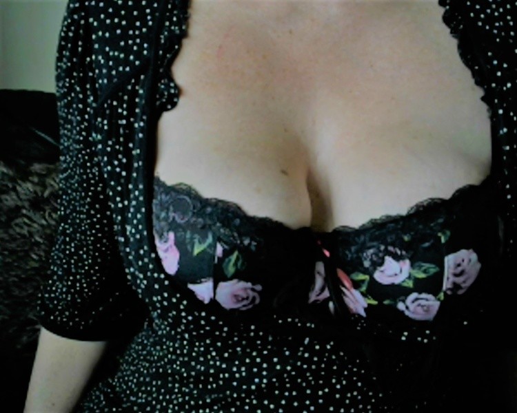 Live sex webcam photo for SaraJayneHart #6081898
