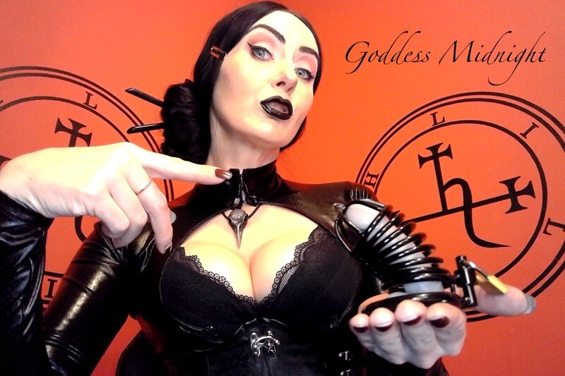 Live sex webcam photo for GoddessMidnight #6210928