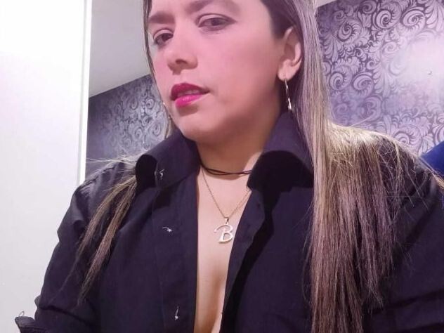 Live sex webcam photo for Blanca_Wild #3447259