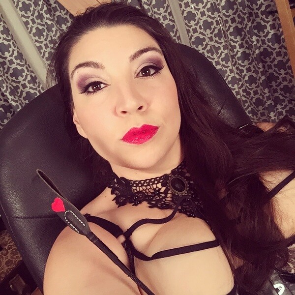 Live sex webcam photo for MistressMischief #2110079