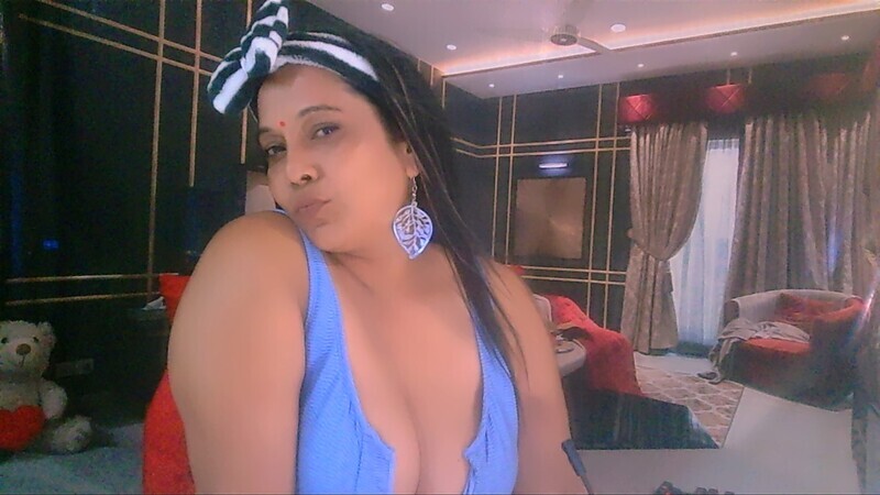 Live sex webcam photo for FancyIndian #6201449