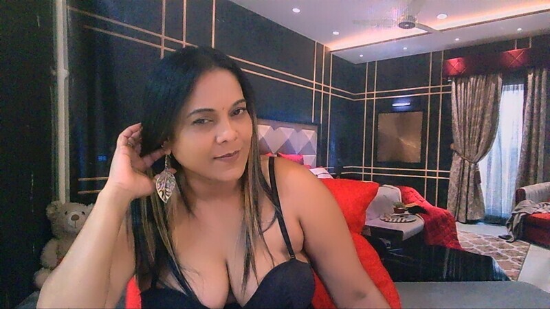 Live sex webcam photo for FancyIndian #6276384