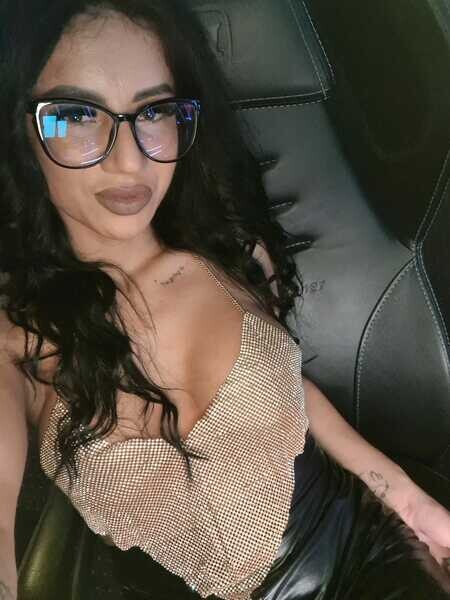 Live sex webcam photo for JadeHarris #6012685