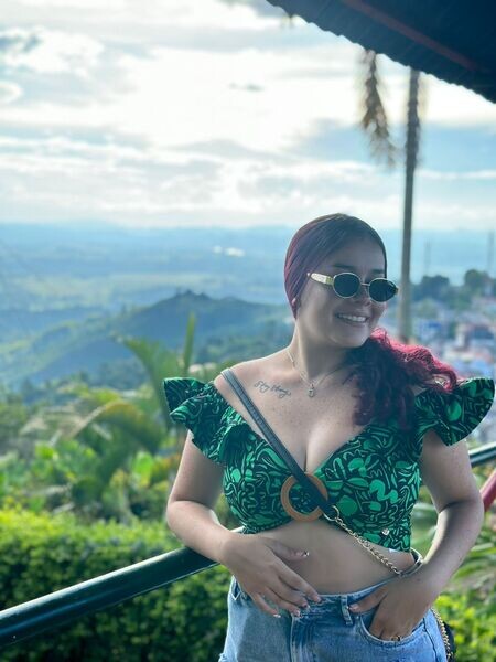 Live sex webcam photo for LiaSanderss #5572394