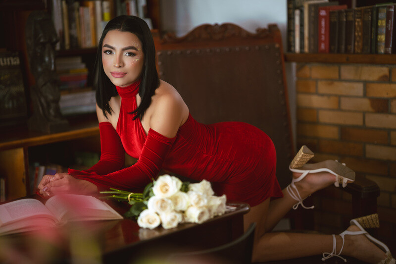 Live sex webcam photo for SaraSstonee #6999423