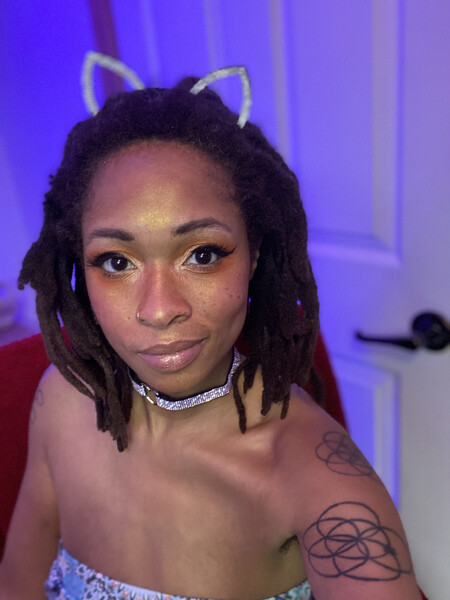 Live sex webcam photo for BlackQueenRaven #2035658