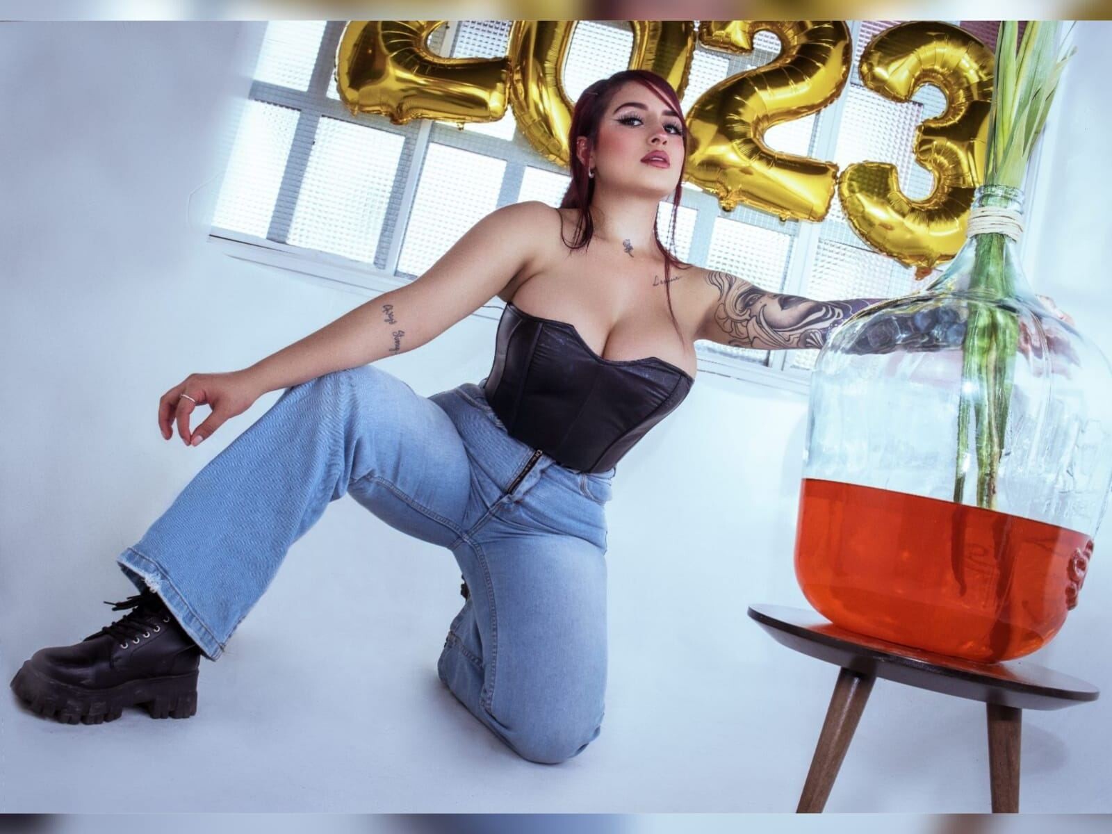 Live sex webcam photo for PaigePeach #3914847