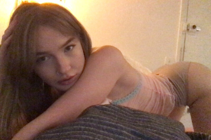 Live sex webcam photo for PennyStar #2000528