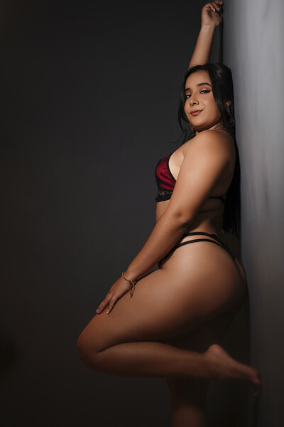 Live sex webcam photo for Vallen_Scott #6091912