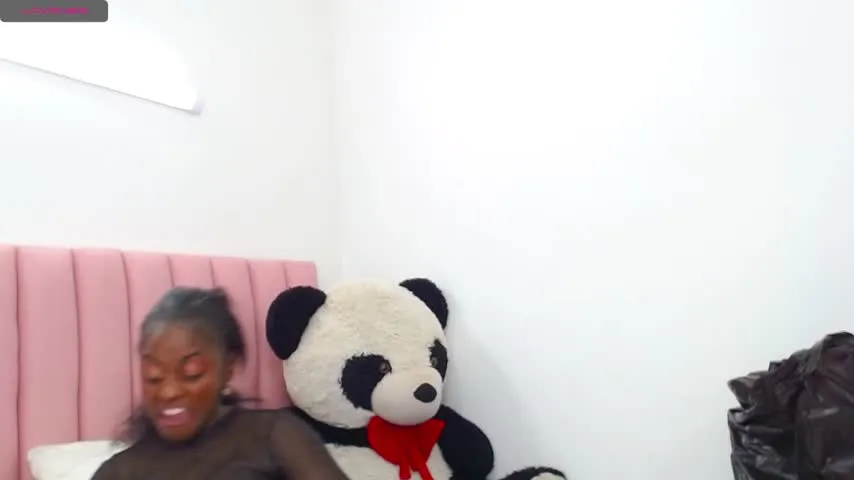 Live sex webcam photo for _ananya