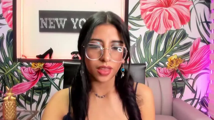 Live sex webcam photo for abby_25_