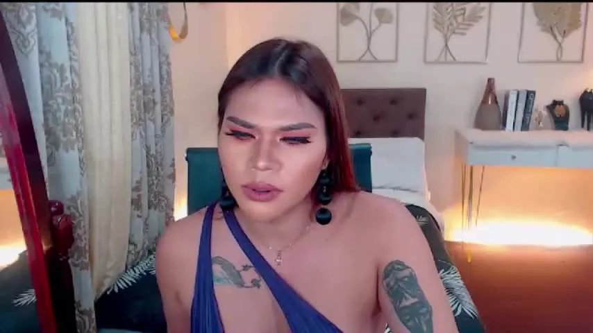 Live sex webcam photo for agathashemale