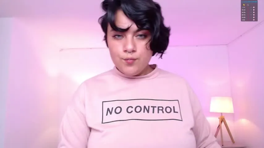 Live sex webcam photo for alice_cruz3