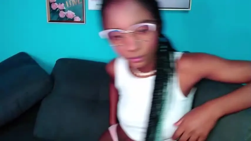 Live sex webcam photo for alika_houston