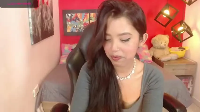 Live sex webcam photo for ally_devis