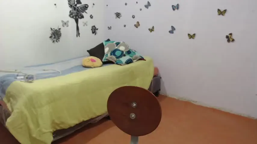 Live sex webcam photo for almastudio