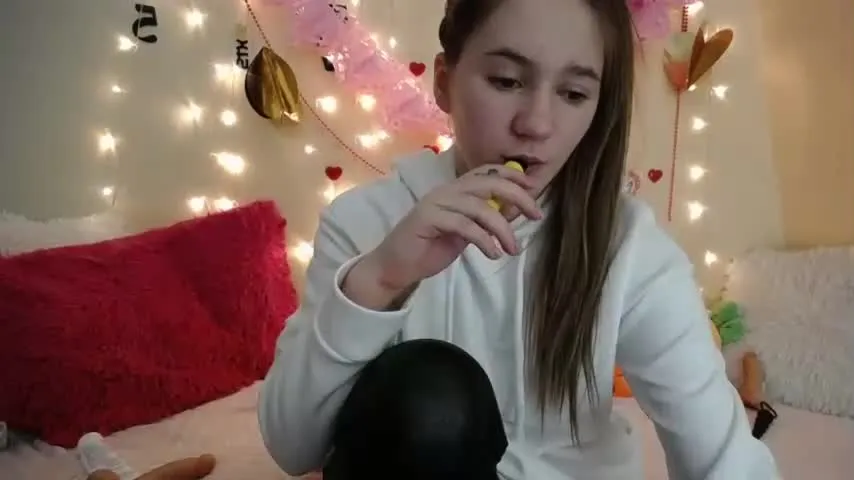 Live sex webcam photo for anita_brox