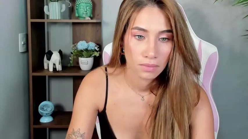 Live sex webcam photo for bloomlu