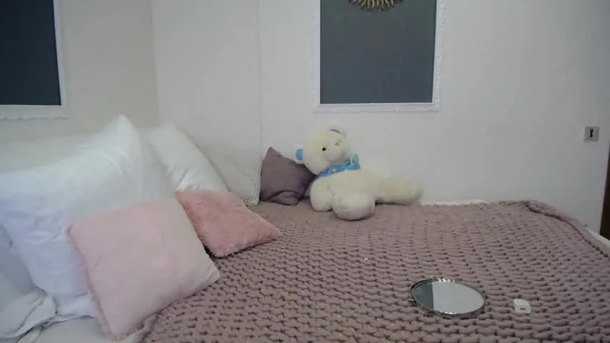 Live sex webcam photo for bratz_cloy