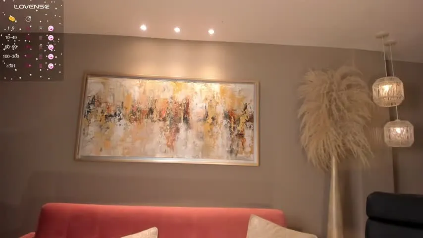 Live sex webcam photo for carolinegrace_