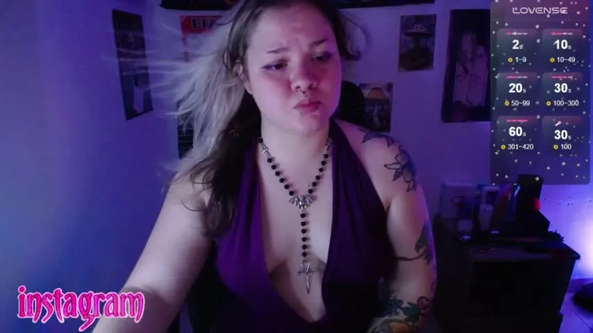 Live sex webcam photo for destroyall420