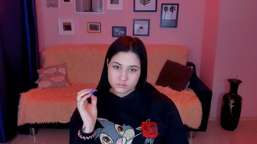 Live sex webcam photo for eliseevans