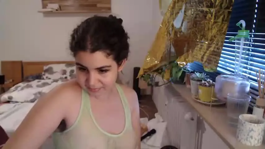 Live sex webcam photo for freyakantii