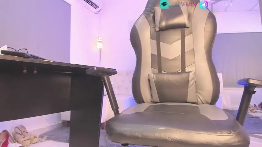Live sex webcam photo for imacwenn_