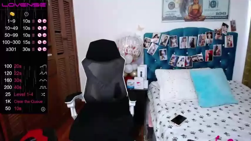 Live sex webcam photo for jessie_romero