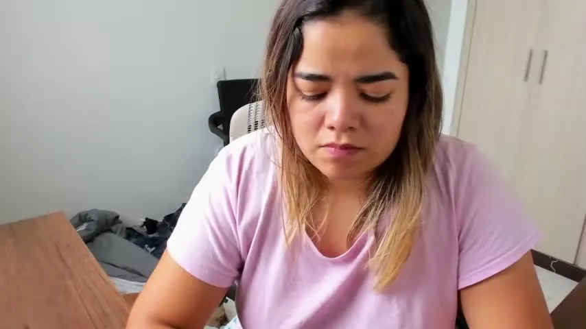 Live sex webcam photo for karlaamaya