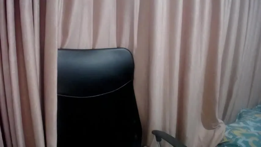Live sex webcam photo for kayla_collinss