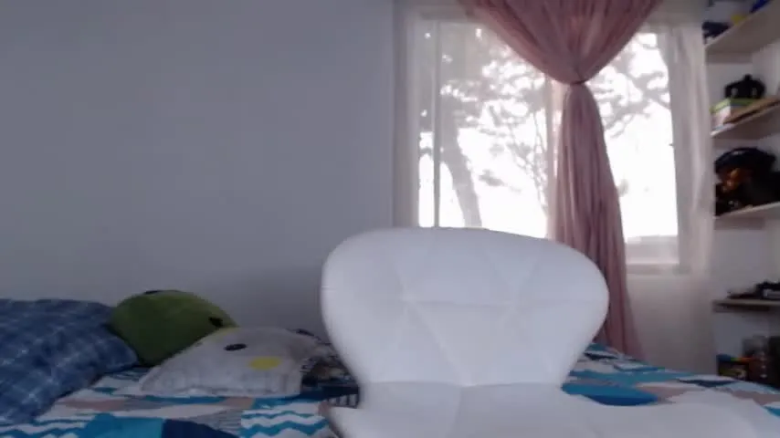 Live sex webcam photo for kim_jonnes