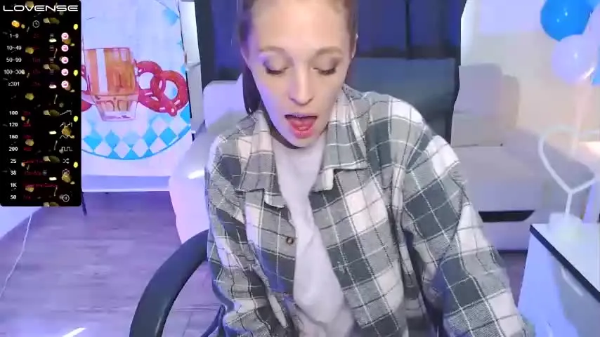Live sex webcam photo for kira_kollada