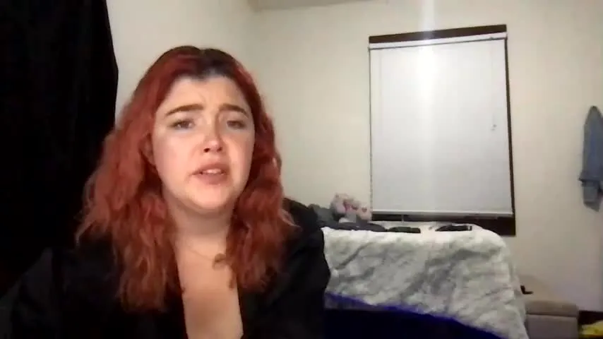 Live sex webcam photo for l0velyl0