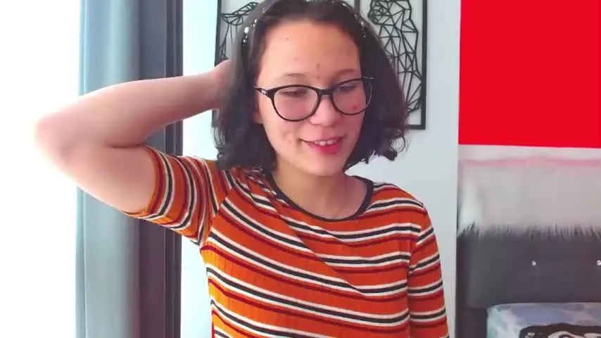 Live sex webcam photo for lady_di_uwu