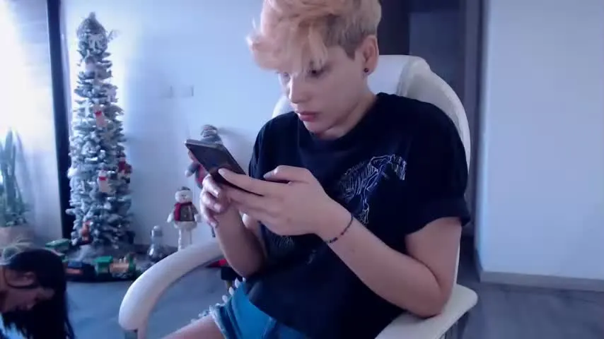 Live sex webcam photo for laura_r23