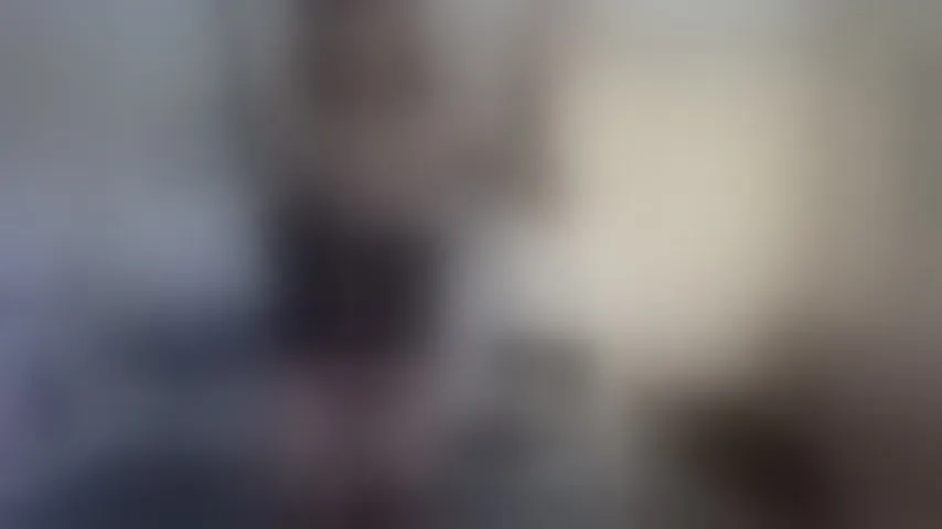 Live sex webcam photo for lauradownunder1