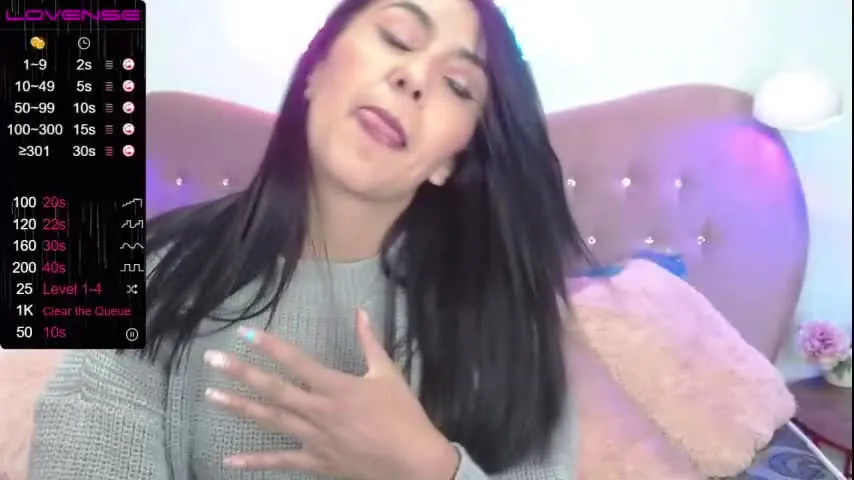 Live sex webcam photo for laureen_1