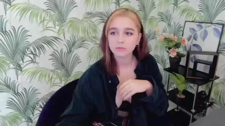 Live sex webcam photo for mia___moon