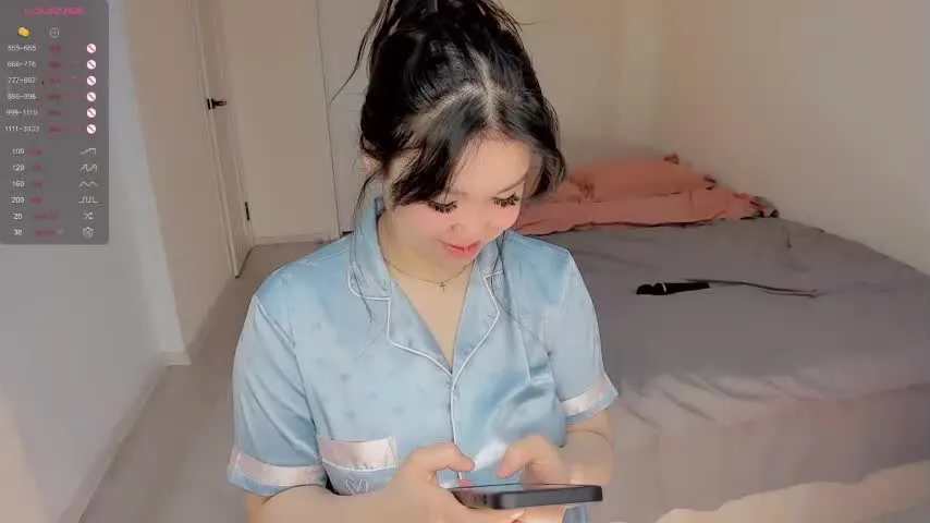 Live sex webcam photo for mikasssu