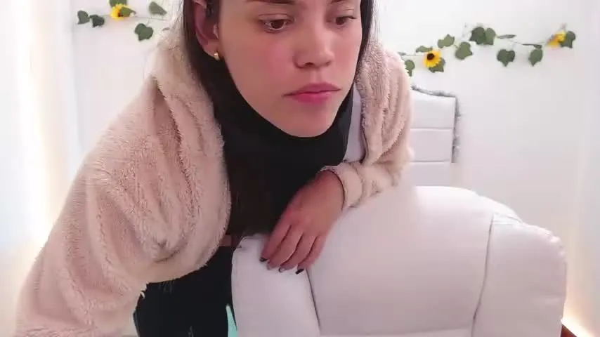 Live sex webcam photo for miss_melody66