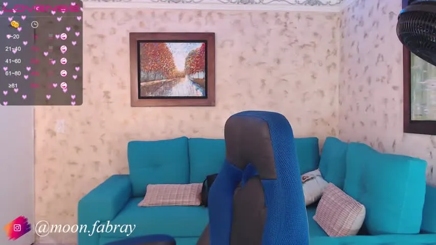 Live sex webcam photo for moon_fabray