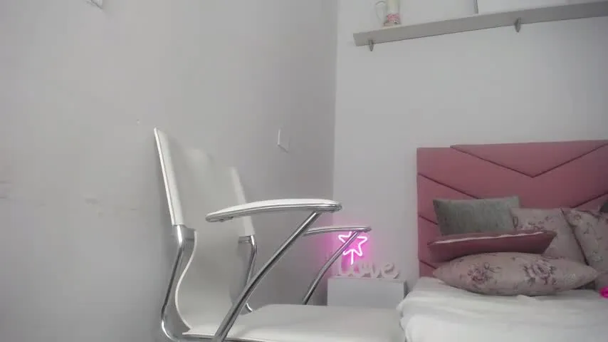 Live sex webcam photo for nana_levy
