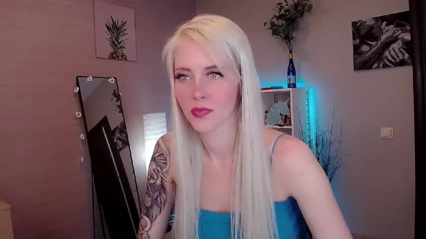 Live sex webcam photo for nastasya_cute