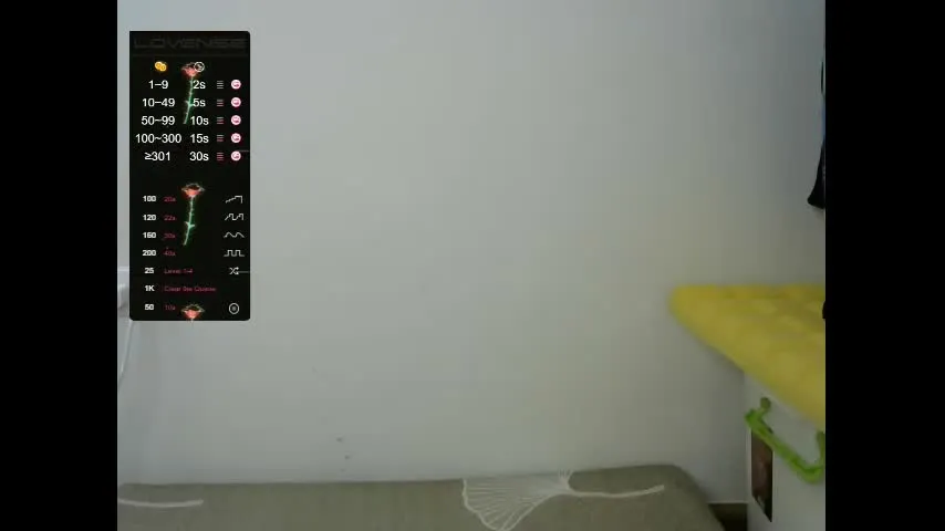 Live sex webcam photo for naughty_schoolgirl99